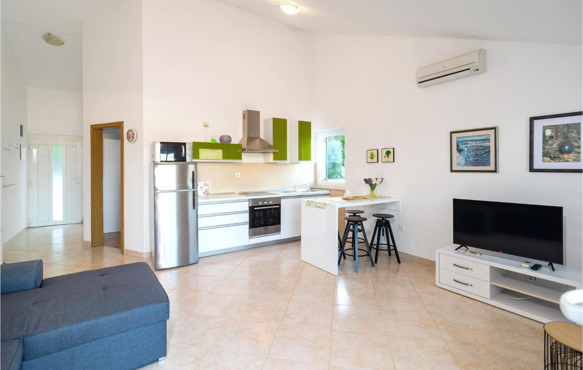 Nice Home In Postira With Outdoor Swimming Pool Dış mekan fotoğraf