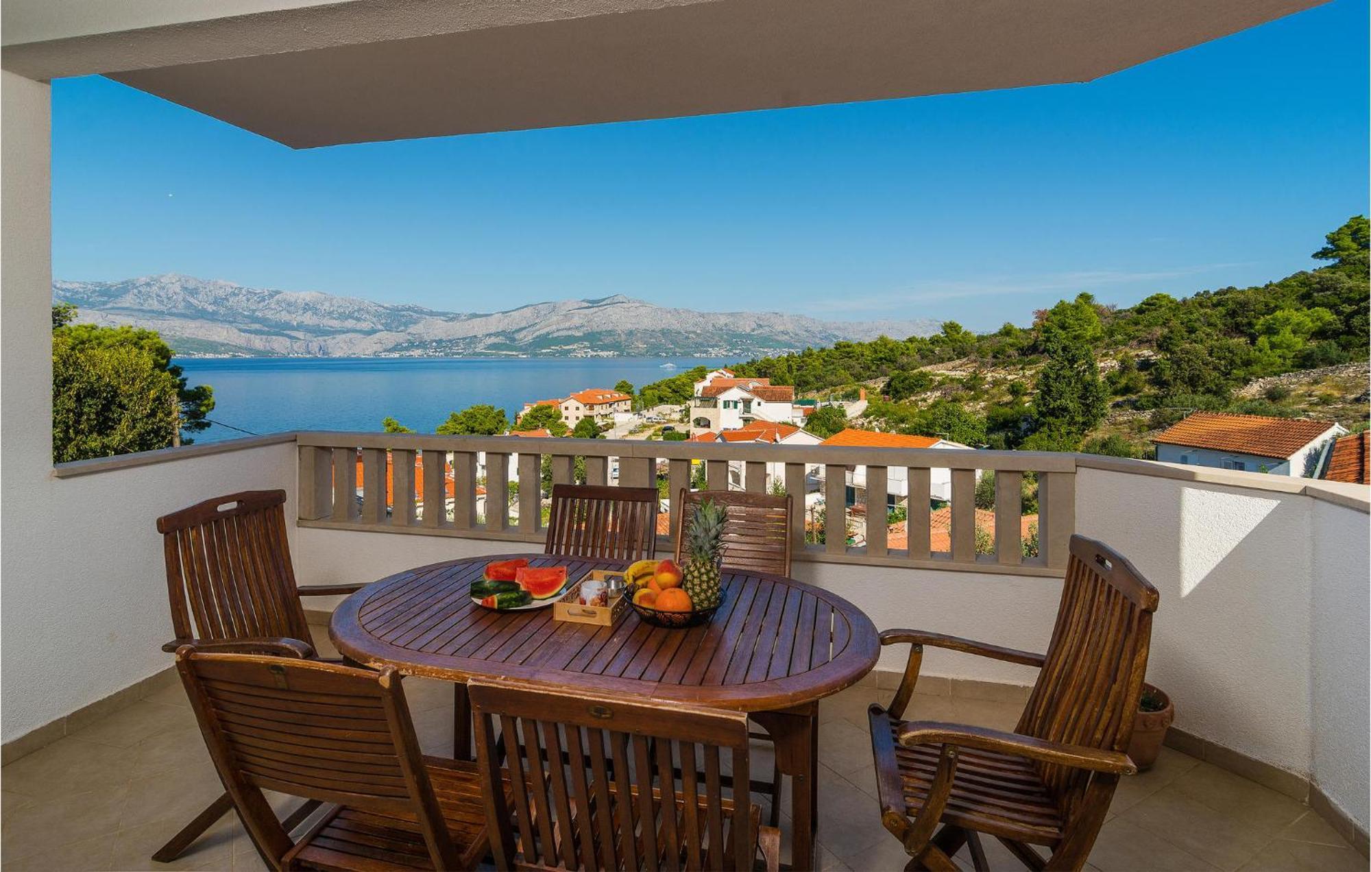 Nice Home In Postira With Outdoor Swimming Pool Dış mekan fotoğraf